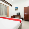 Отель RedDoorz near Balai Kota Surabaya, фото 21