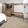Отель Holiday Inn Express Chicago NW - Vernon Hills, an IHG Hotel, фото 3