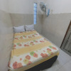 Отель SPOT ON 93035 Karman's Sari Homestay Syariah, фото 9