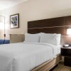 Отель Holiday Inn Express & Suites Chicago West - St Charles, фото 23