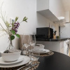 Отель HiGuests - Elegant Studio with Pool and Private Balcony, фото 13