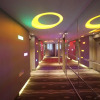 Отель Vienna Hotel (Chengdu Convention and Exhibition Center Huayang Metro Station), фото 6