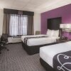Отель La Quinta Inn & Suites by Wyndham Las Vegas Summerlin Tech, фото 7
