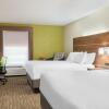 Отель Holiday Inn Express Hotel & Suites Bentonville, an IHG Hotel, фото 8