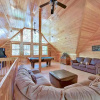 Отель Unbridled Spirit 5 Bedroom Home with Hot Tub, фото 17