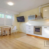 Отель Bright studio with FREE PARKING and SELF CHECK-IN, фото 5