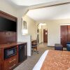 Отель Comfort Suites Airport, фото 30