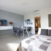 Отель Modern Apartment With Large Pool, фото 2