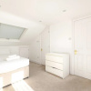 Отель Lewisham Family Home for 7, 20mins to LDN Bridge!, фото 23