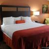 Отель Comfort Inn & Suites Danbury-Bethel, фото 2