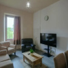 Отель Spacious 3-Bed Apartment for Small Large Groups Close to BBC SSE Central Glasgow West End Free Parki, фото 10