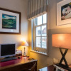 Отель Marvellous 1 bed Fulham Apt w Terrace, фото 18