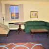 Отель Days Inn & Suites by Wyndham Williamsburg IA North, фото 29