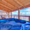 Отель Lasting Impressions, 3 Bedroom, Hot Tub, Fireplace, Pets, WiFi, Sleeps 12, фото 13