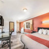 Отель Revelstoke Gateway Inn, фото 3
