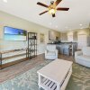 Отель Island 44 3 Bedroom Condo, фото 14
