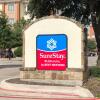 Отель SureStay Plus Hotel by Best Western San Antonio SeaWorld, фото 1