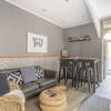 Отель Lovely and Central 4 BR Apartment, фото 20