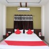 Отель OYO 12376 Hotel Dhanraj, фото 14