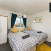 Отель Two Bedroom House by Klass Living Serviced Accommodation Hamilton - Kenmar House With Parking & WiFi, фото 2