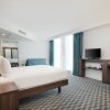 Отель Hampton by Hilton London Stansted Airport, фото 7