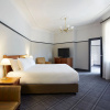 Отель Brassey Hotel, фото 2