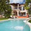 Отель Villa Umag in Umag With 5 Bedrooms and 5 Bathrooms, фото 33