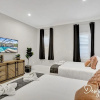 Отель Luxurious 8BR Family Estate with Pool, фото 36