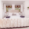 Отель Threeways Retreat With Heated Swimming Pool, фото 2