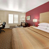 Отель Ramada Limited and Suites San Francisco Airport, фото 4