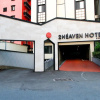 Отель Two Heaven Hotel, фото 1