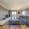 Отель Green Point Apartment Walking Distance to Stadium 407 Royal, фото 9