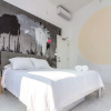 Отель The High Tide 2br With Redecorated Living Room #3 2 Bedroom Hotel Room by Redawning, фото 13