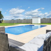 Отель Gower Hideaway - 2 Bed Apartment - Ocean Breeze, фото 17
