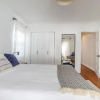 Отель Enchanting Sherman Oaks Home With Pool sleeps 10, фото 1