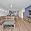 Отель Island Paradise Deck - 2nd Floor Condo Sleeps 8, фото 2