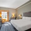 Отель La Quinta Inn & Suites by Wyndham Mobile - Tillman's Corner, фото 7