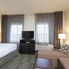 Отель Staybridge Suites Chicago-Oakbrook Terrace, an IHG Hotel, фото 3