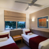 Отель Coolum Seaside, фото 2
