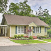 Отель Hot Springs Cottage: Half-mi to National Park!, фото 15