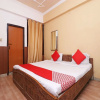 Отель OYO 8379 Hotel Kamal, фото 6