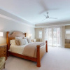 Отель Luxury 3 Bed Condo at Popular Esplanade Overlooking Smokehouse Bay, фото 4
