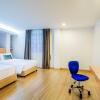 Отель Stay at StreetGoose Sukhumvit 81, фото 7