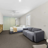 Отель London Plane Backpackers - Hostel, фото 5