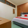Отель RedDoorz near Sukajadi, фото 2