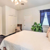 Отель Historic Galveston Apartment - 1 Mi to The Strand!, фото 6
