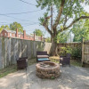 Отель Luxurious 3br 2ba Townhouse with cozy backyard, фото 16