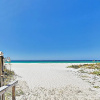 Отель New Listing! Walkable Beachside W/ Pool 3 Bedroom Condo, фото 16