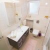 Отель Modern Apartment With Pool and Terrace, фото 5