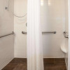 Отель Hampton Inn & Suites Jackson-Coliseum, фото 8